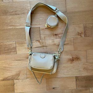 Small beige crossbody bag with coin purse